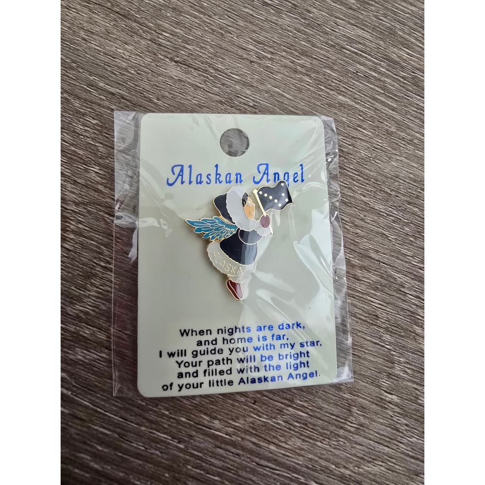 Alaskan Angel Enamel Pin Souvenir Gold Tone Blue Parka Star Flag Alaska Travel